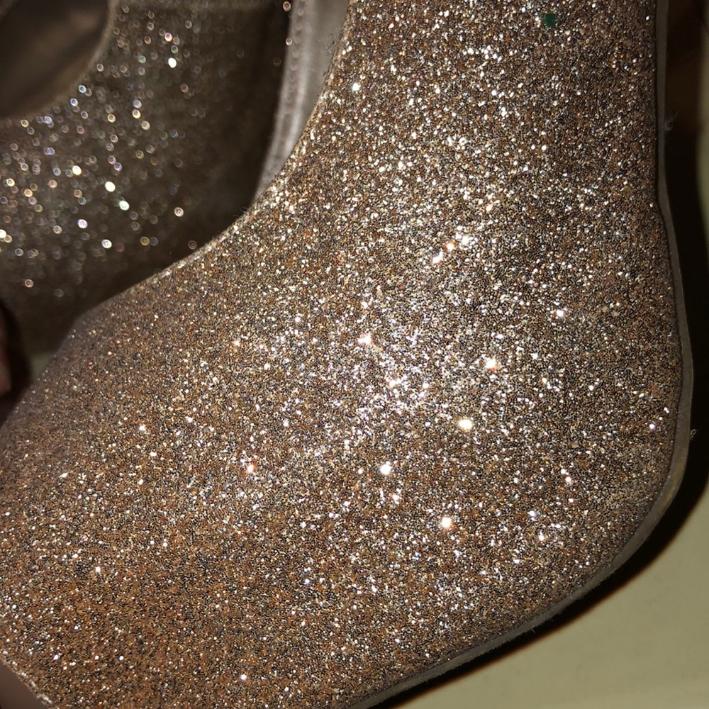 High heels - Picture 6 of 6
